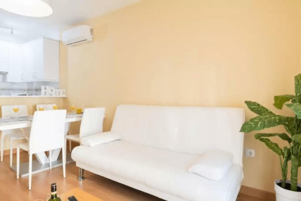 Shiny Lud Family Apartment Malaga Zewnętrze zdjęcie