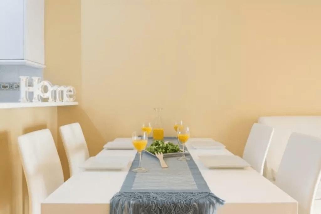 Shiny Lud Family Apartment Malaga Zewnętrze zdjęcie