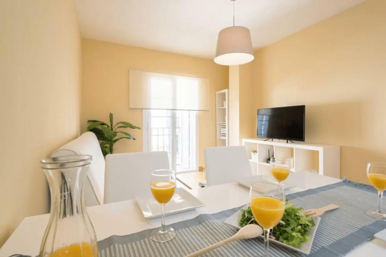 Shiny Lud Family Apartment Malaga Zewnętrze zdjęcie
